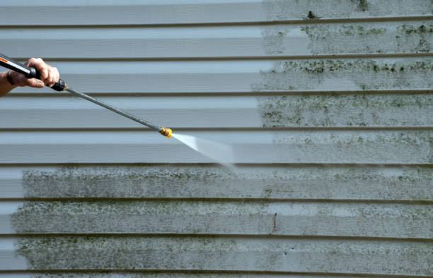 Best Commercial Pressure Washing  in Omro, WI